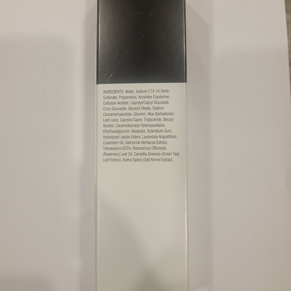 PCA Skin Daily Exfoliant Cleanser - Black and White - Picture 5 of 6